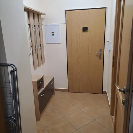 Apartament Utulny 2 S Vlastnym Parkovanim Żylina
